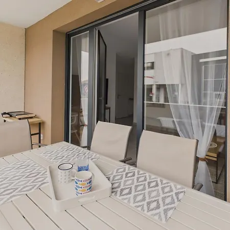 Plein Centre - Pour 6 Avec Balcon *